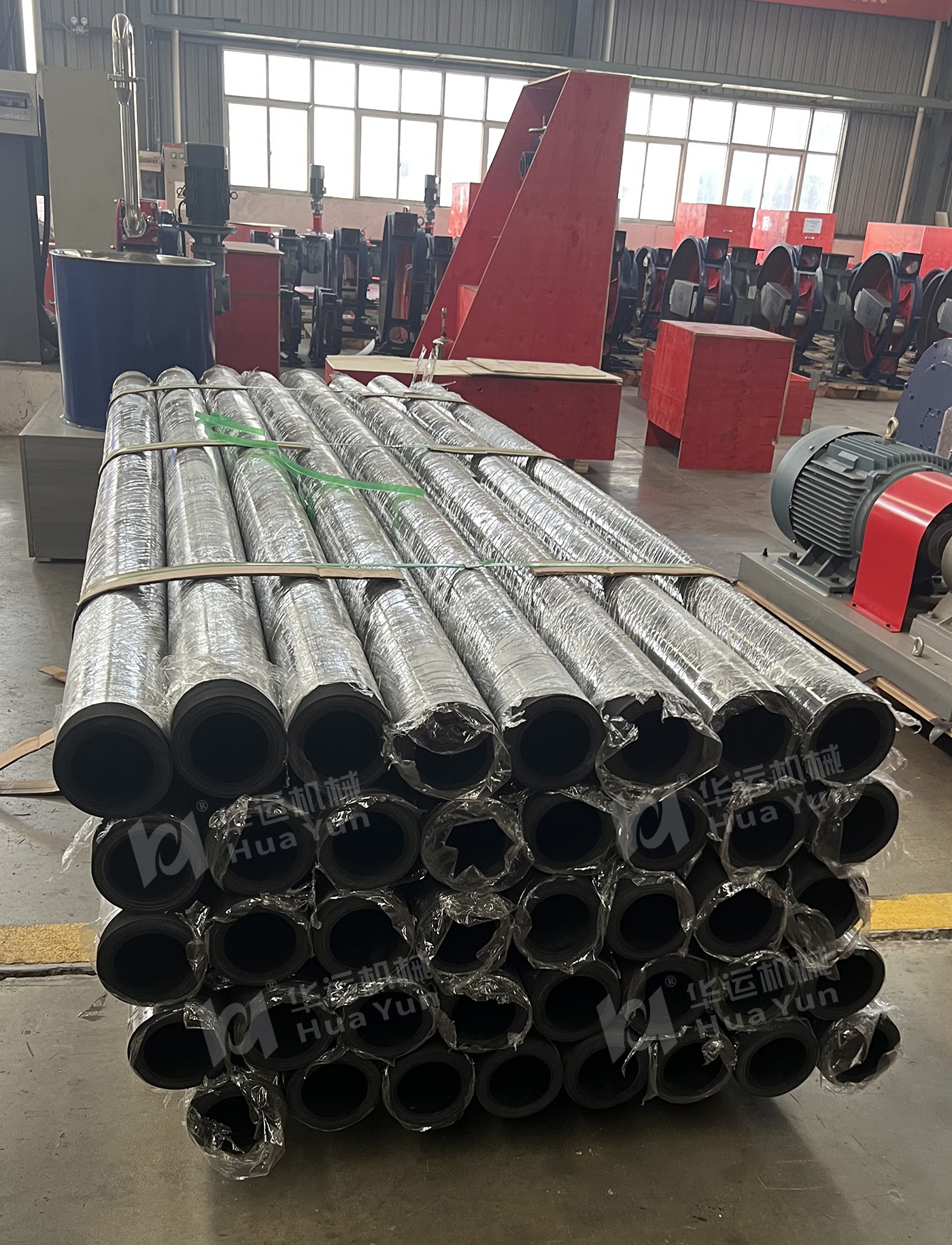 合肥華運(yùn)機(jī)械大口徑軟管發(fā)往剛果 替代國際品牌用于礦業(yè)