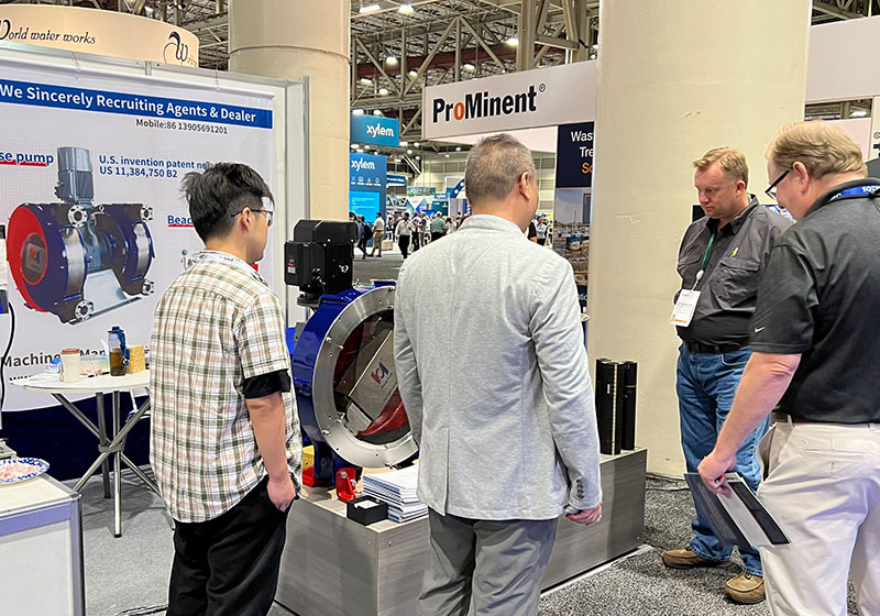 合肥華運(yùn)前往美國(guó)參加芝加哥水展